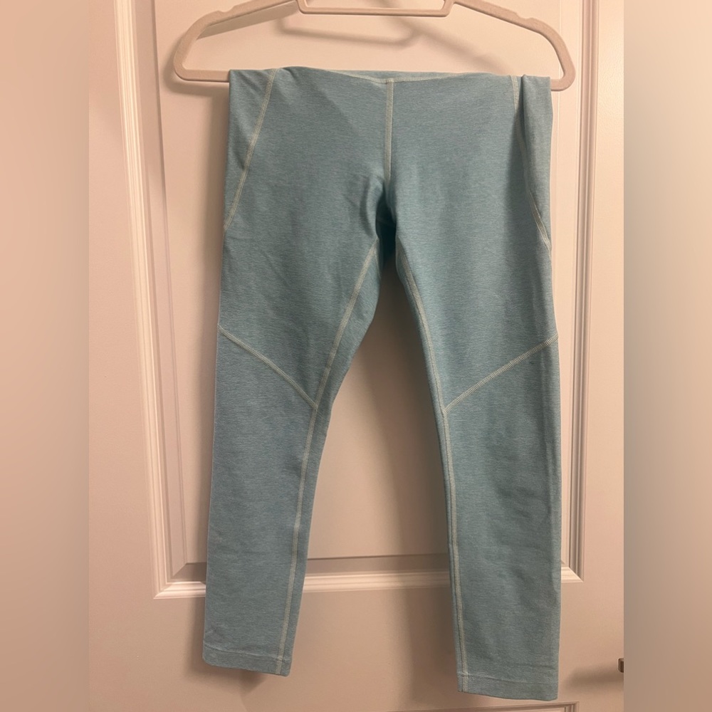 Outdoor Voices light blue leggings